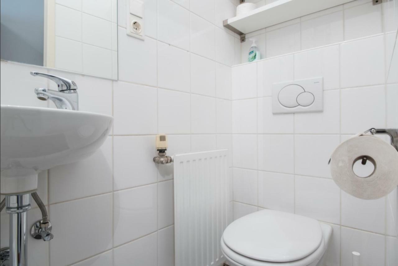 Apartamento Lovely In A Quiet Area Close To The Center