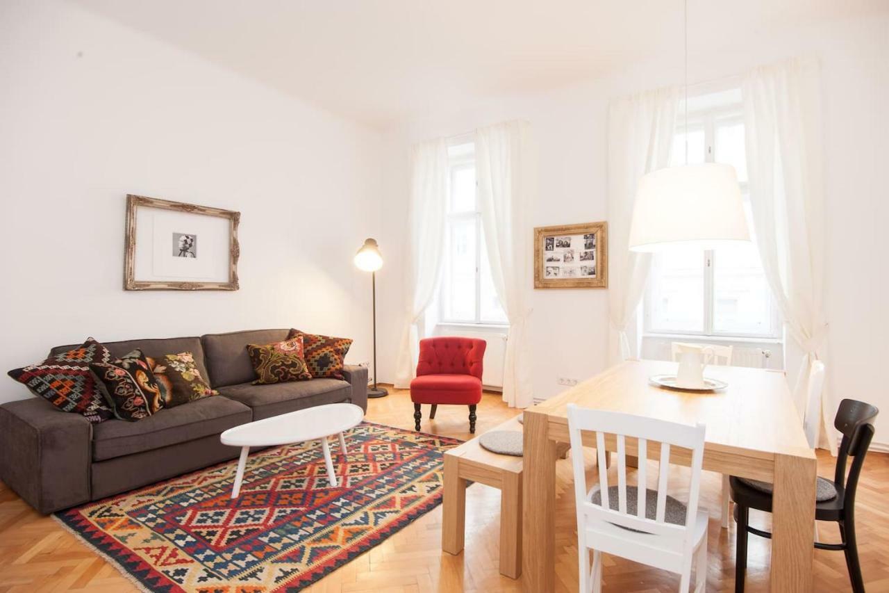 Apartamento Lovely In A Quiet Area Close To The Center