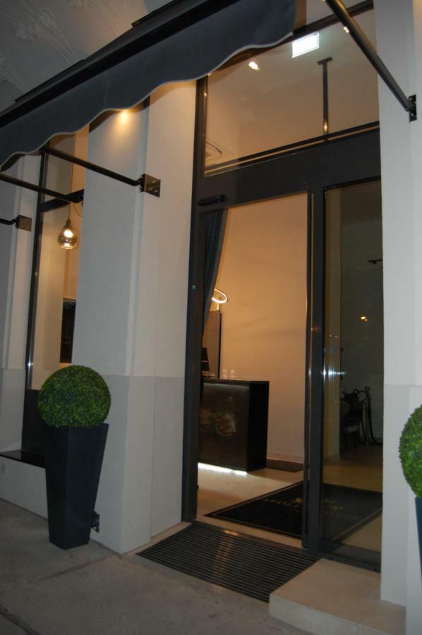 Apollo Hotel 2*