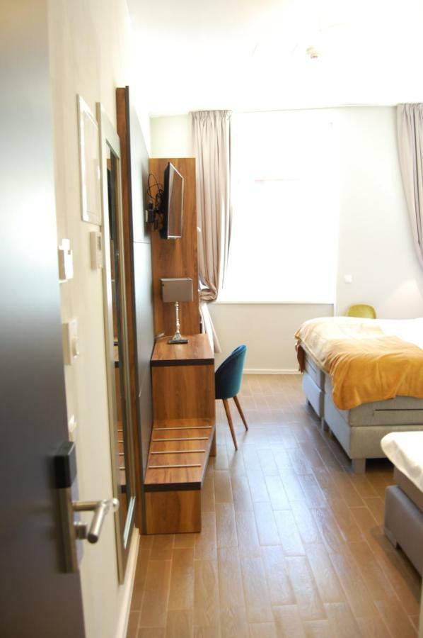 Hotel Apollo 2*