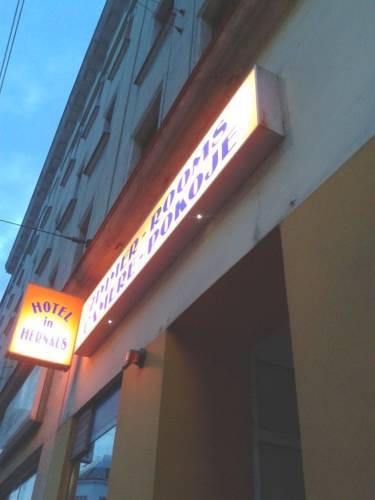 Hotel In Hernals 2*