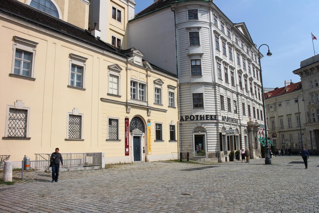 Benediktushaus Im Schottenstift Guest house