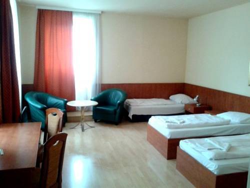 In Hernals Hotel