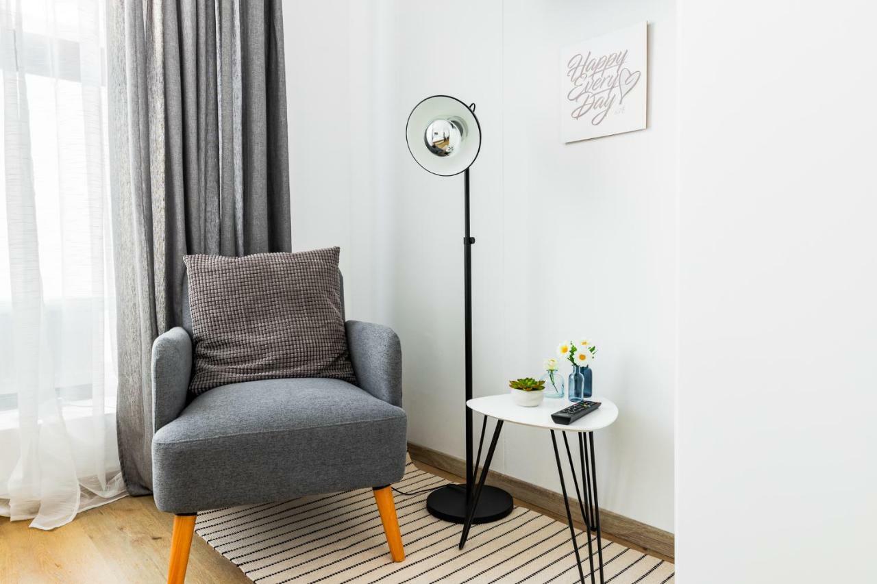 Apartment Budget West With Shared Kitchen *