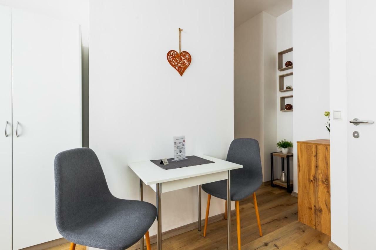 Budget West With Shared Kitchen Apartment Wien