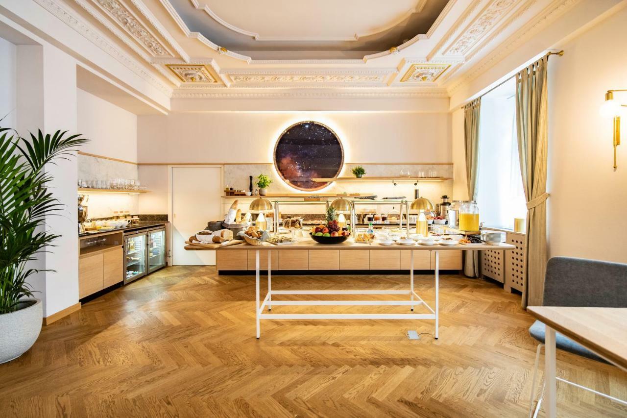 Starlight Salzgries Aparthotel 4*