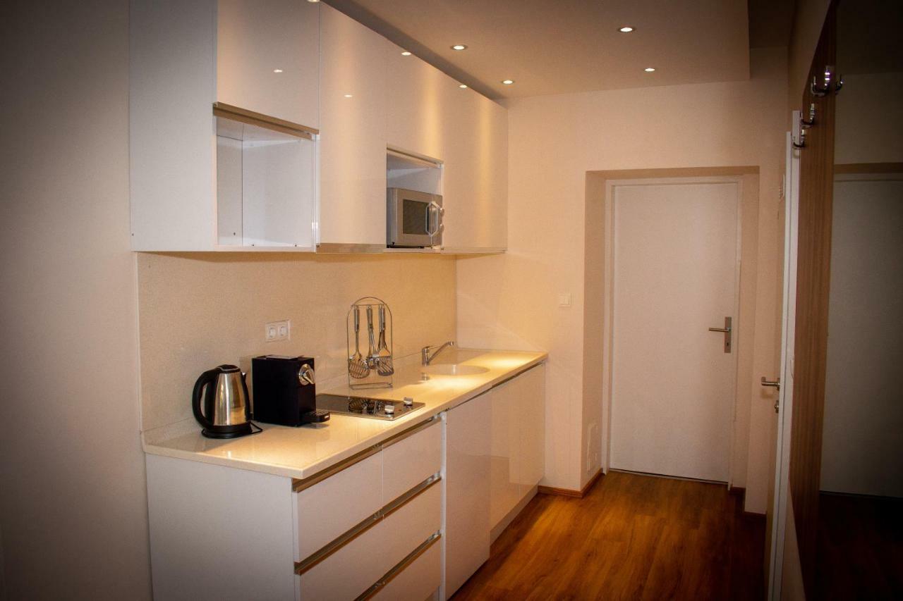 Aurellia Deluxe Apartment *