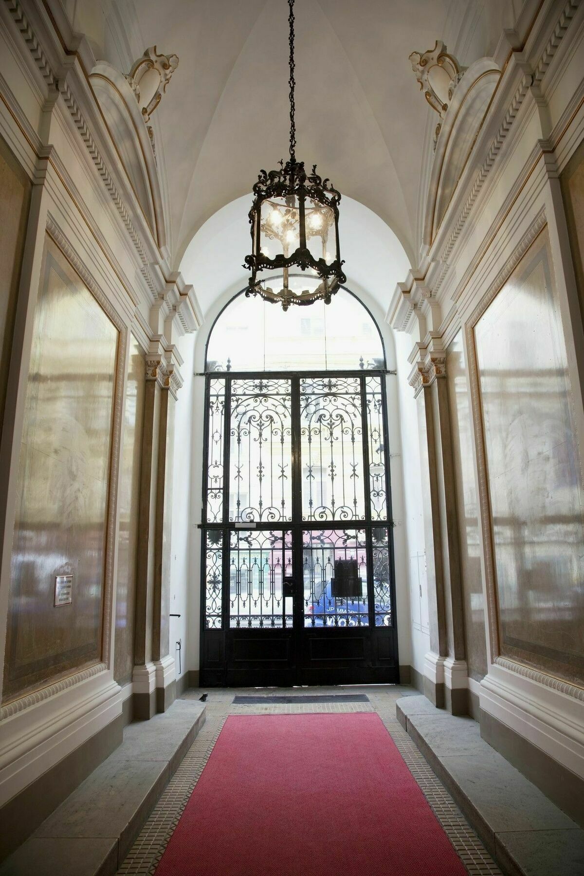 6 * Vienna