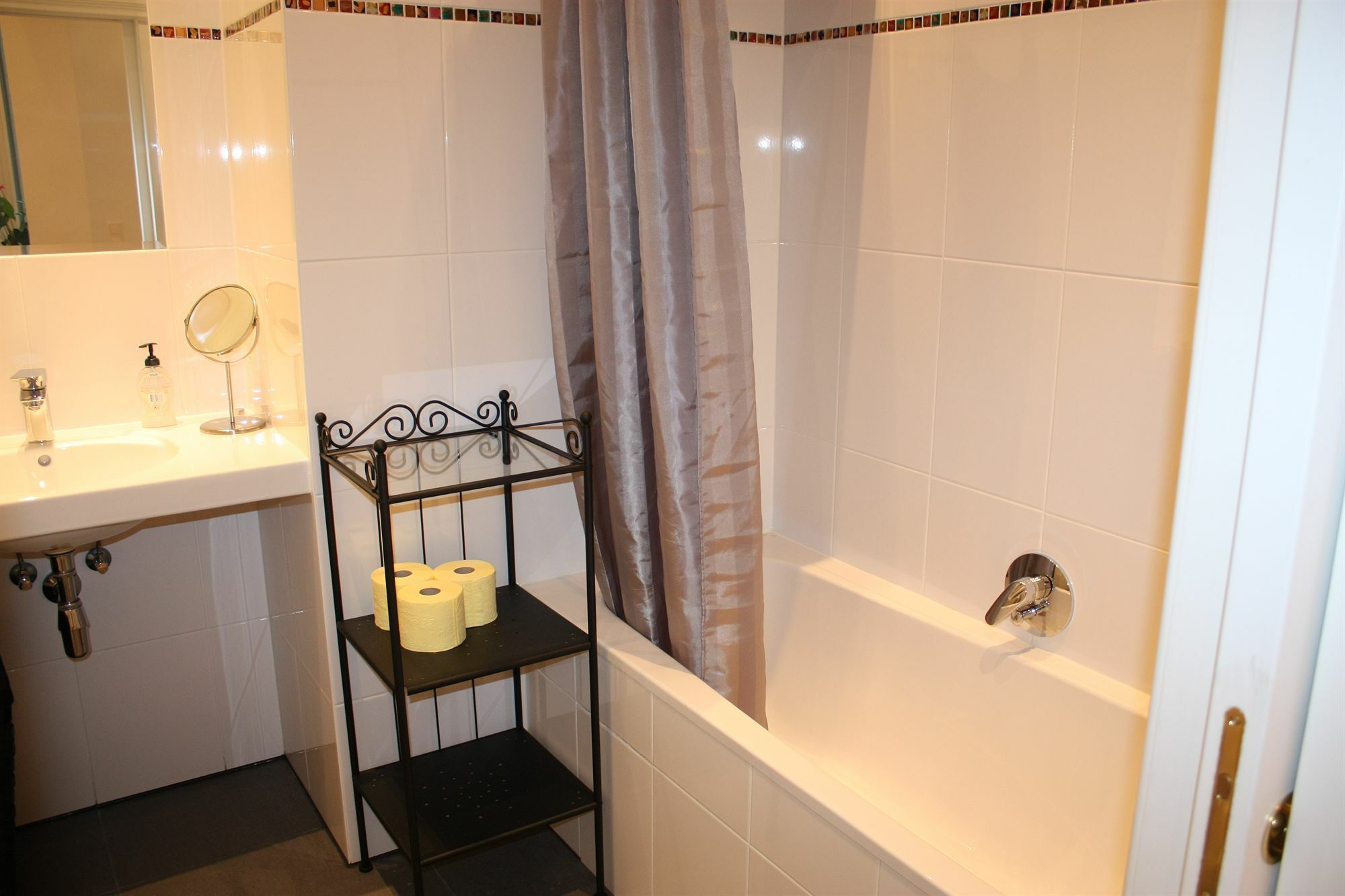 Opera Studio Apartment Wien