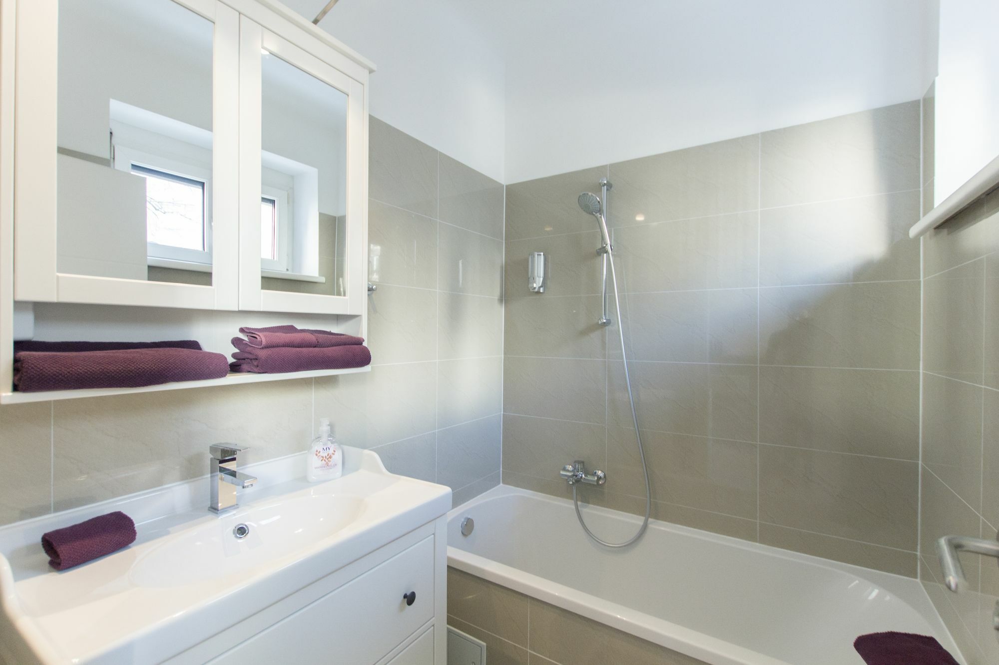 - Naehe Schottenring Apartment *