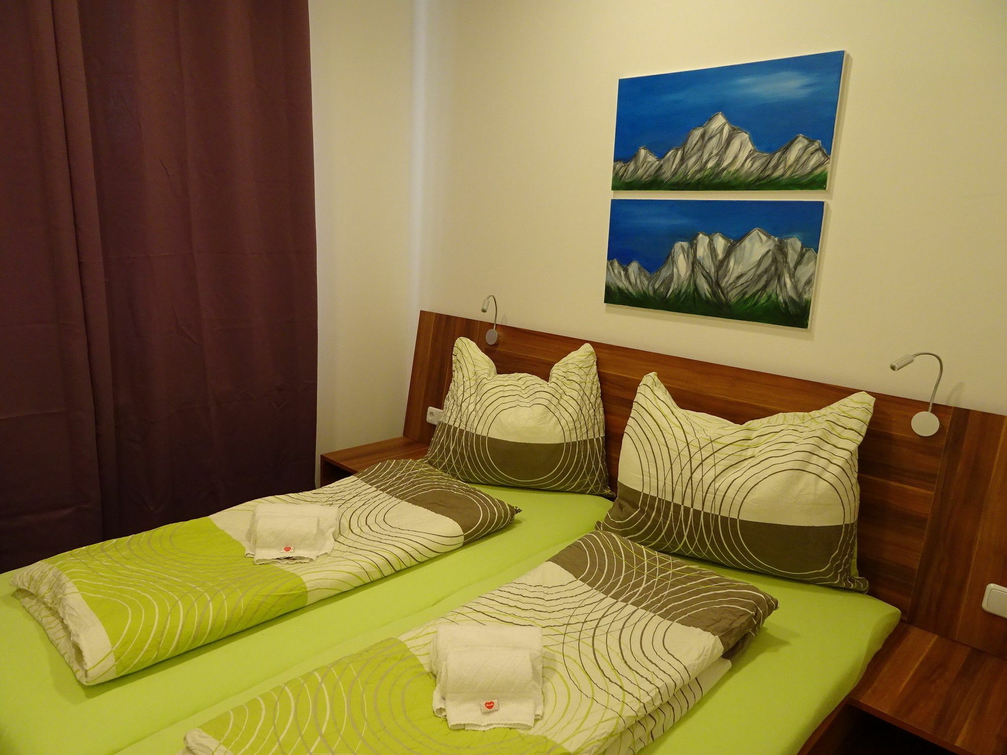 Luna Apartment