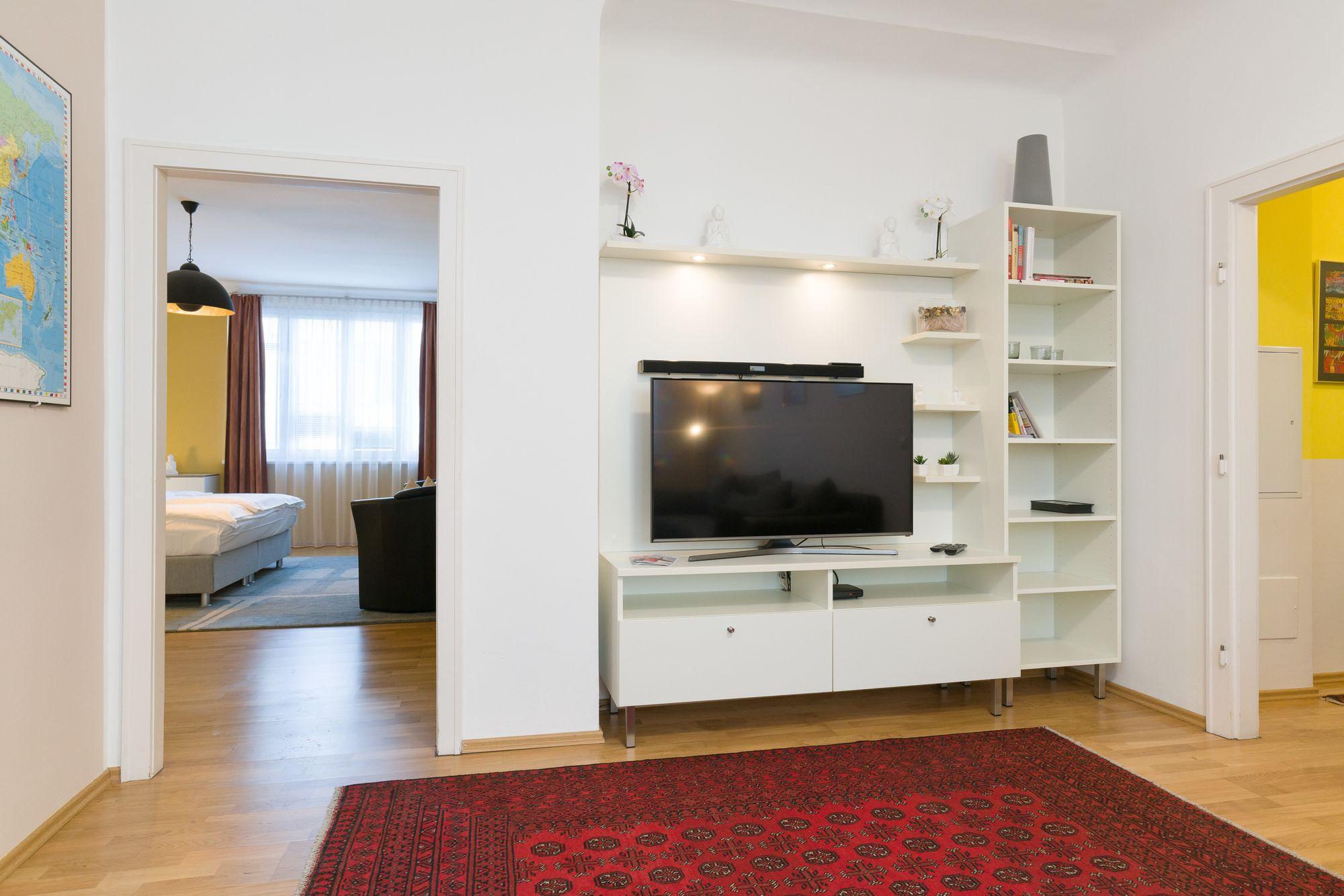 Apartment Domino *