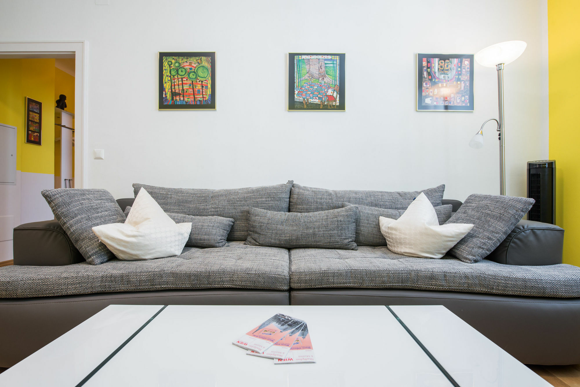 Domino Apartment *