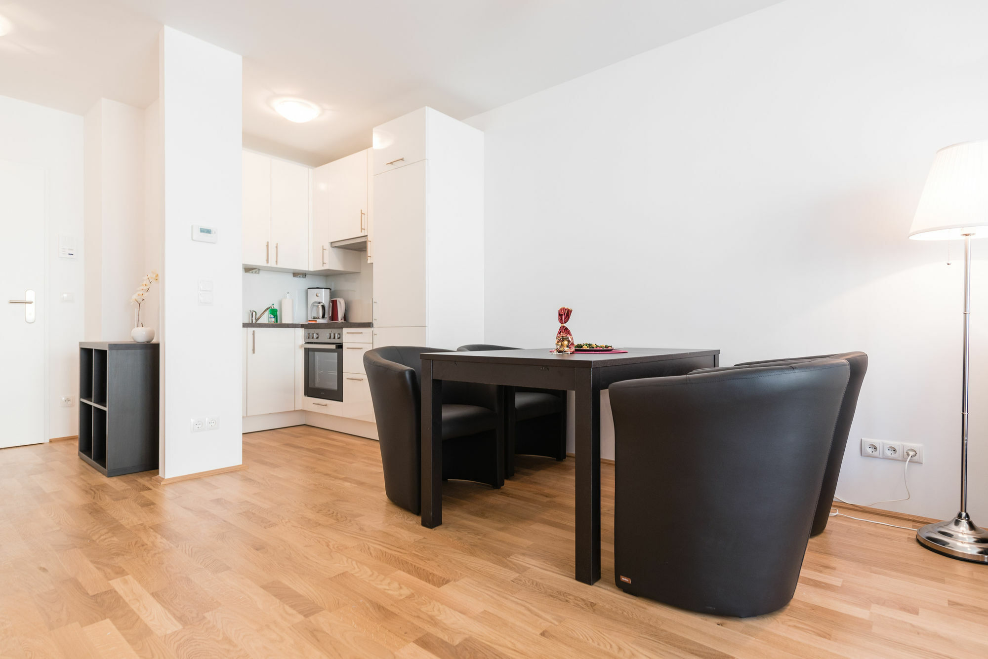 Vienna Mainstation - 10 Minutes To Citycenter - Apartments With Aircondition Viena