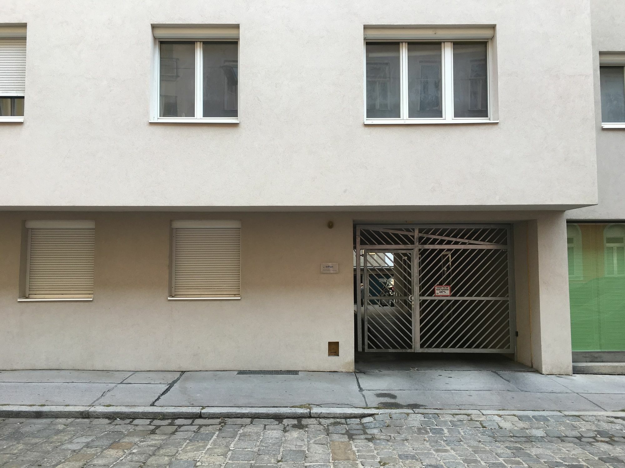 United Homes Apartment *