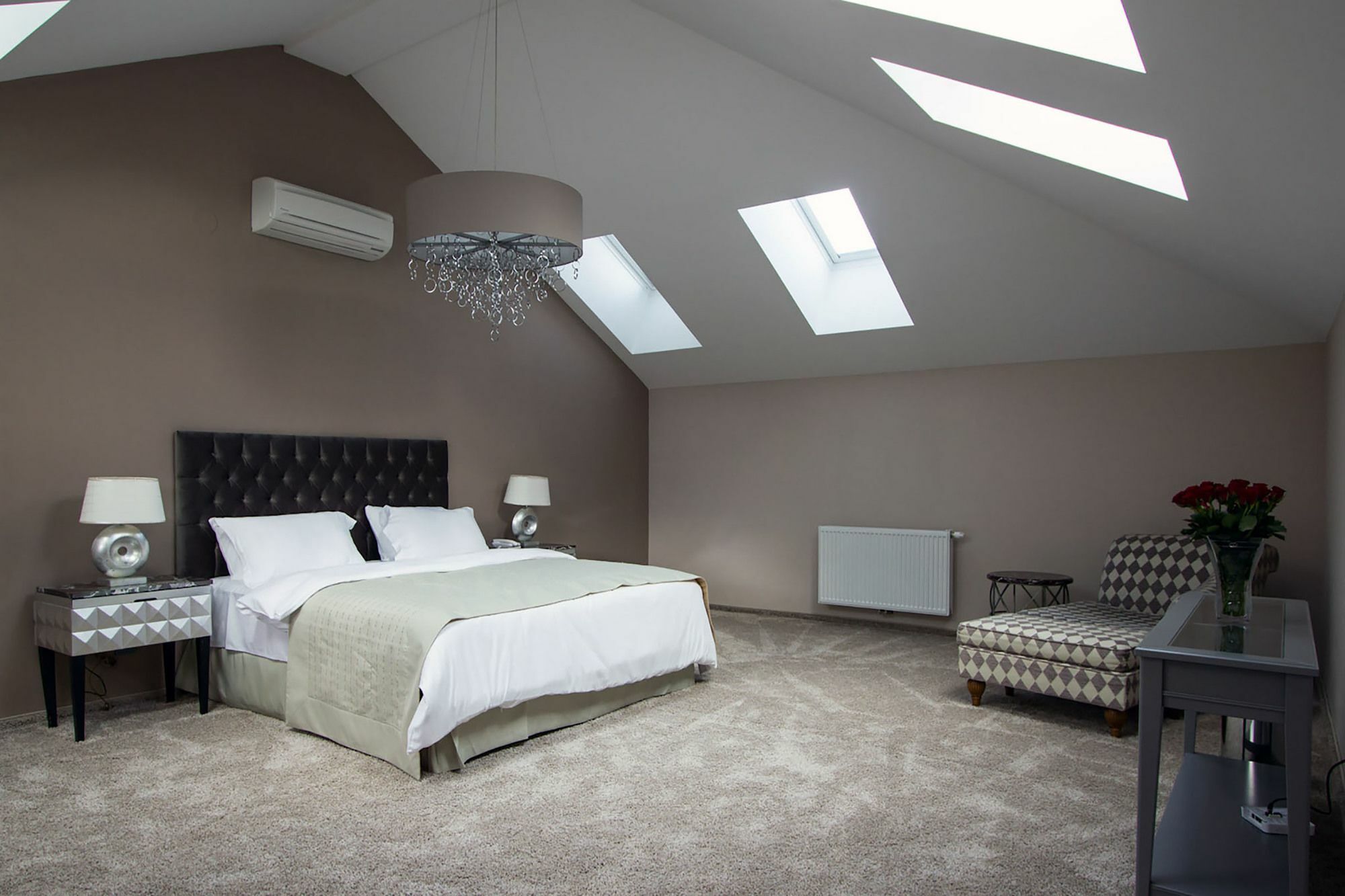 Vienna Suites Apartment