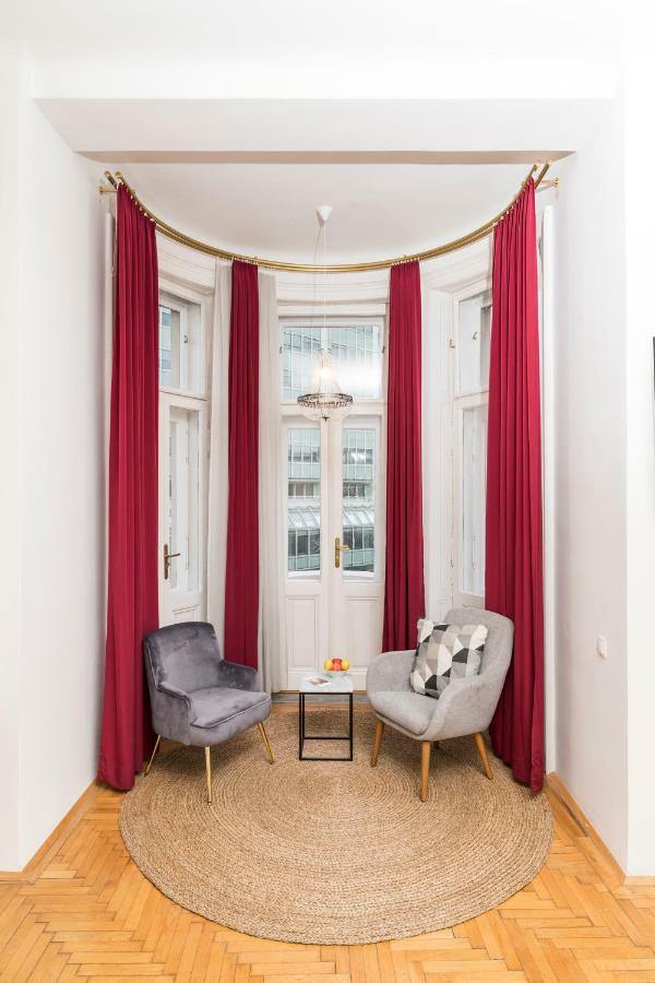 Apartment Rainer Maria Rilke *