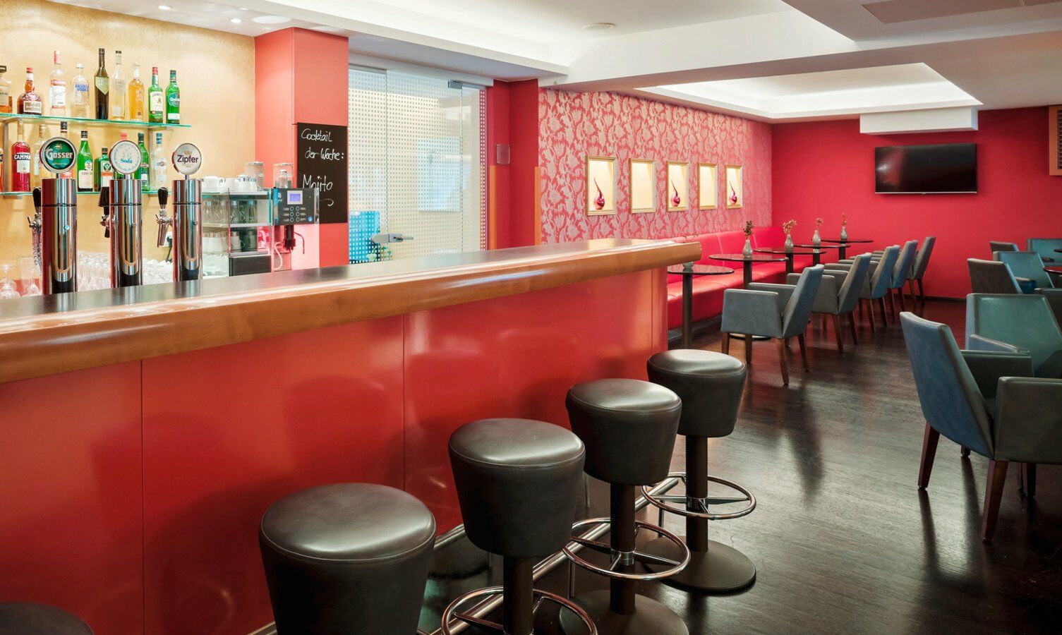 Courtyard By Marriott Schoenbrunn Hotel 4*