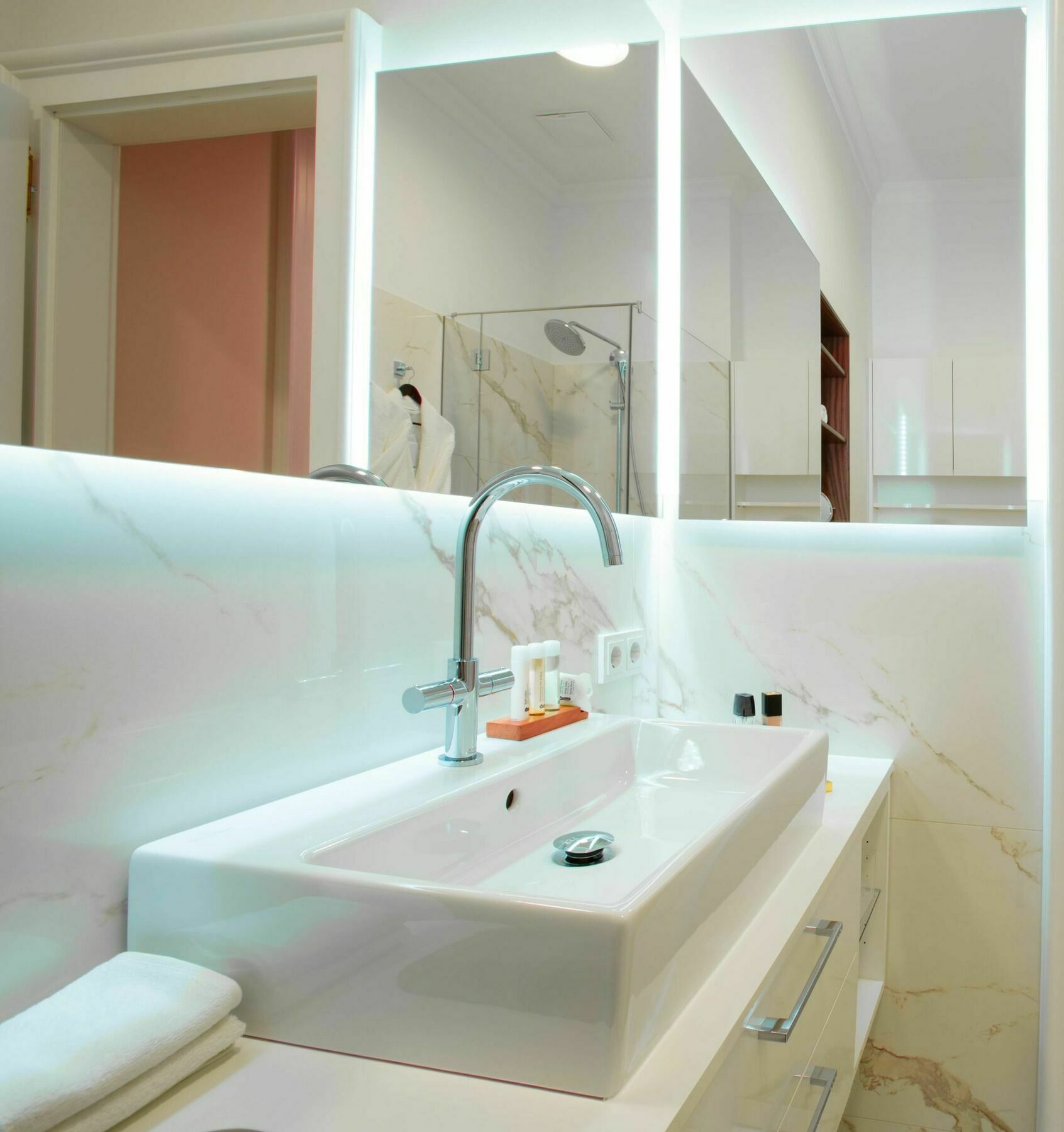 Apartment Imperium - Experience The Luxurious In Center