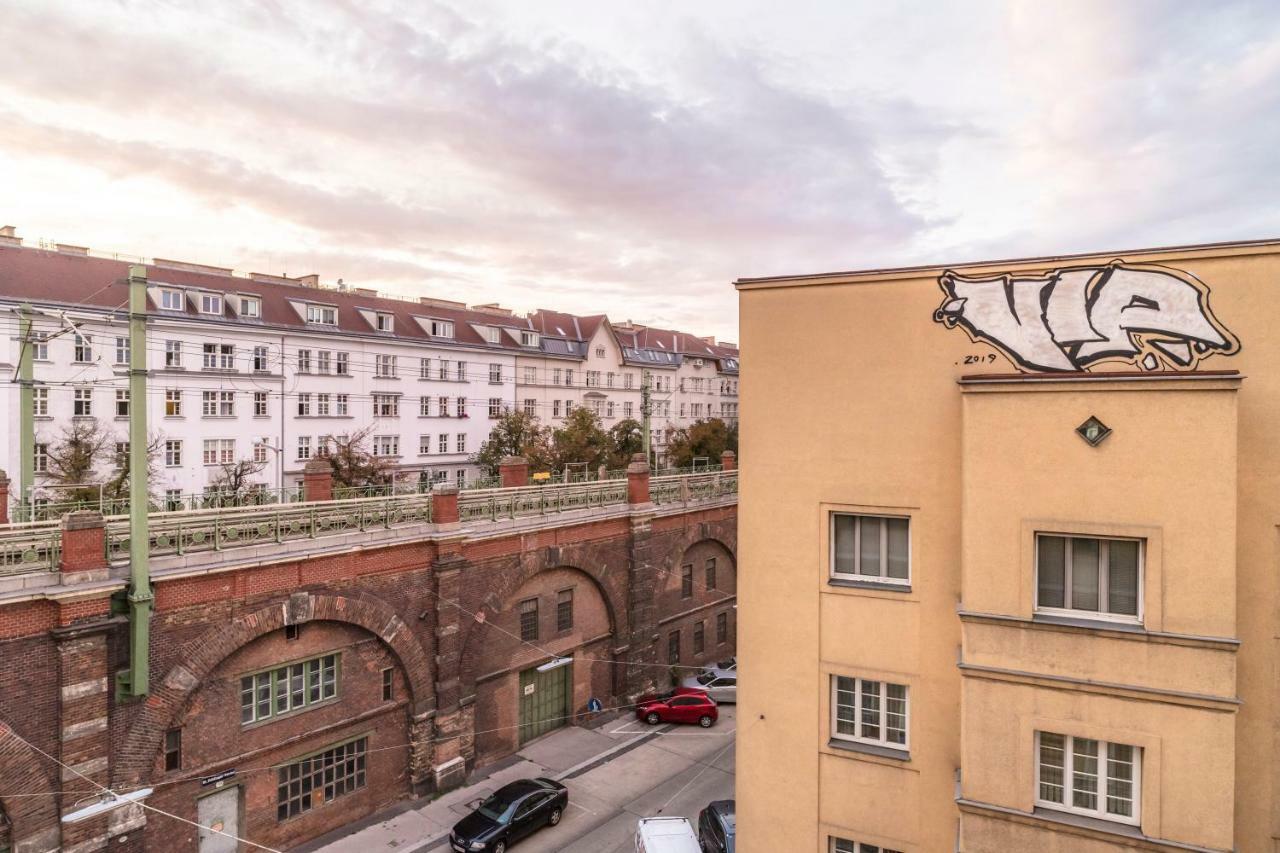 Spittelau Chillout Lounge By Ichbucheat