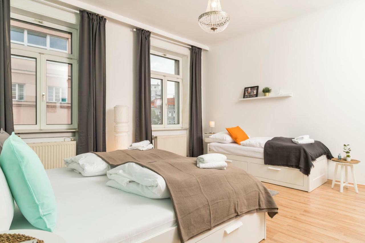 Spittelau Chillout Lounge Spacious Bright Contactless Selfcheckin