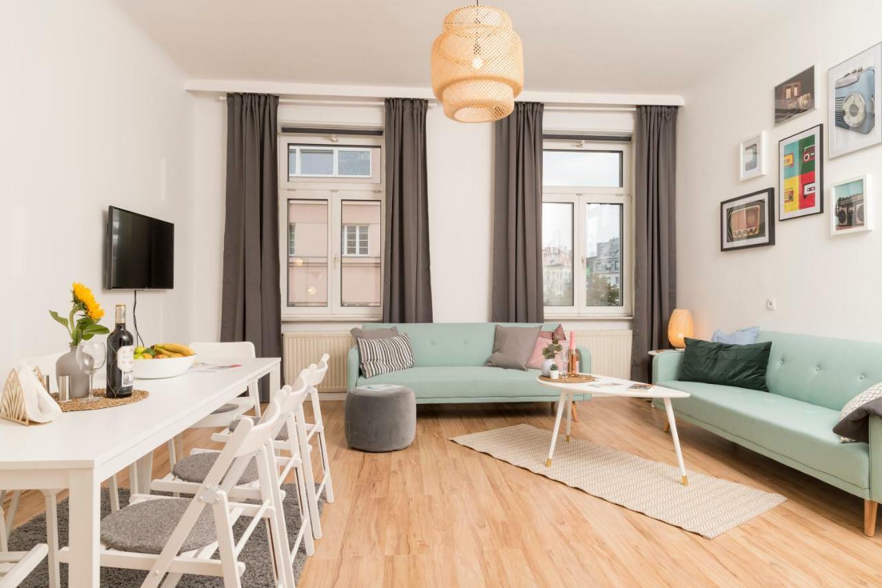 Spittelau Chillout Lounge By Ichbucheat