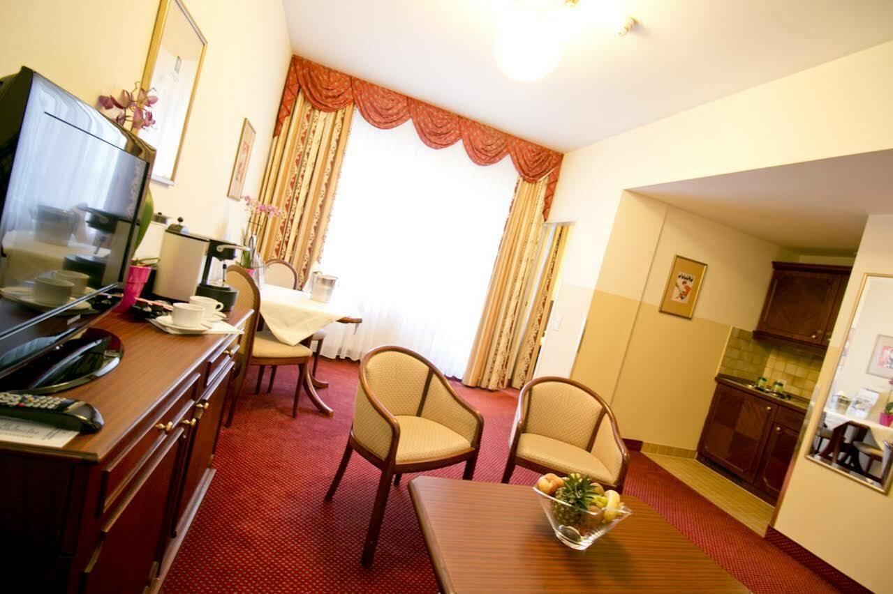 Theaterhotel & Hotel