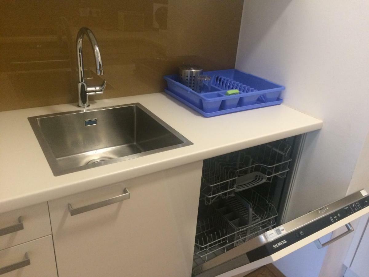 Apartamento With Parking On Premise