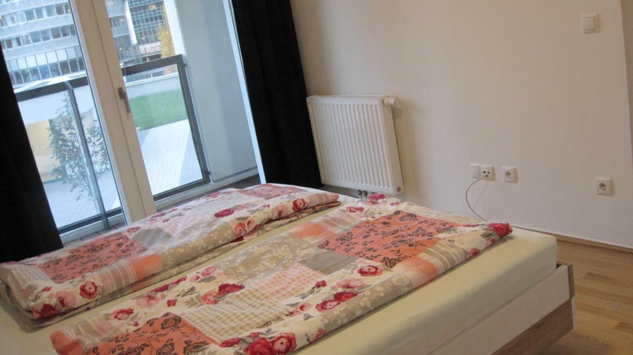 With Parking On Premise Apartamento *