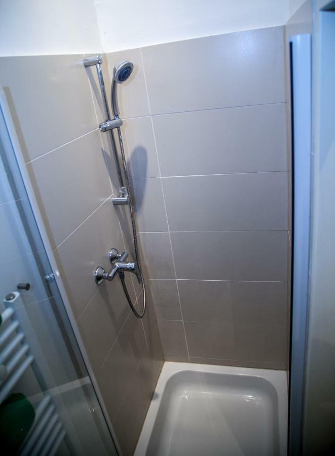 - Karmarschgasse Apartment Wien