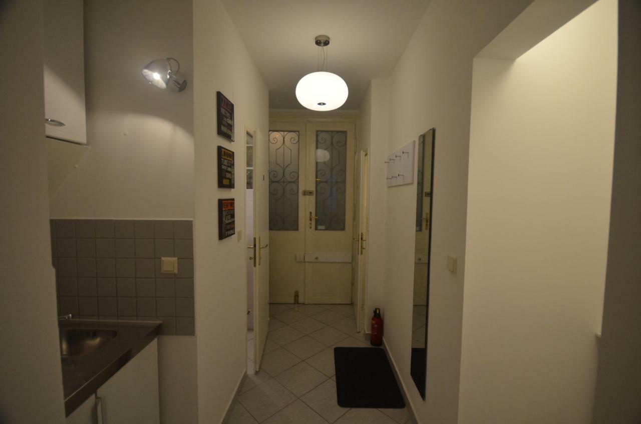 Apartment Charmante Altbauapartments Apostelgasse Vienna