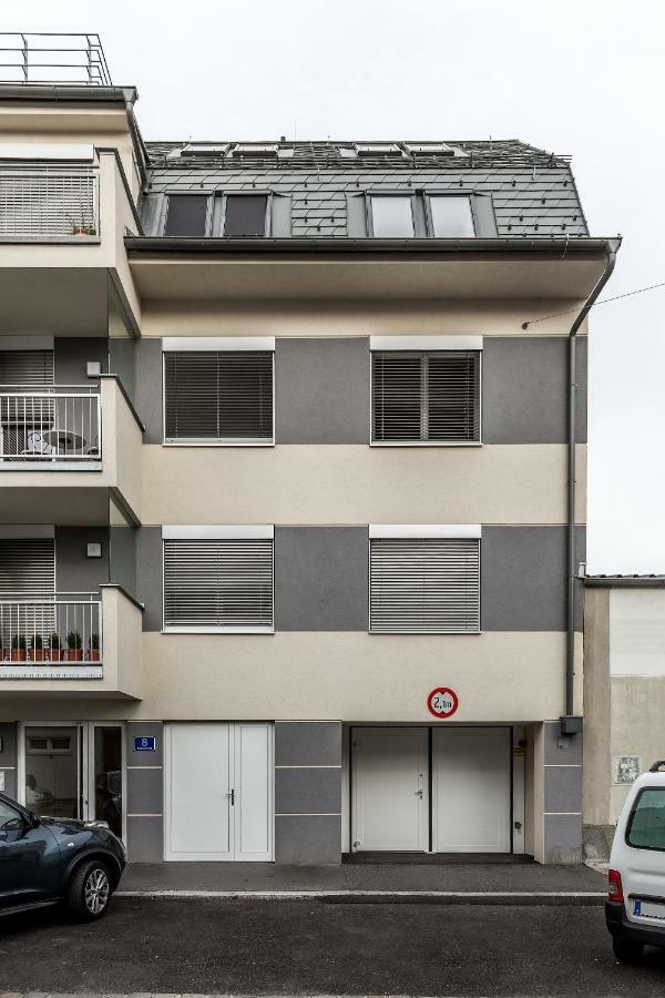 Potzmann * Vienna