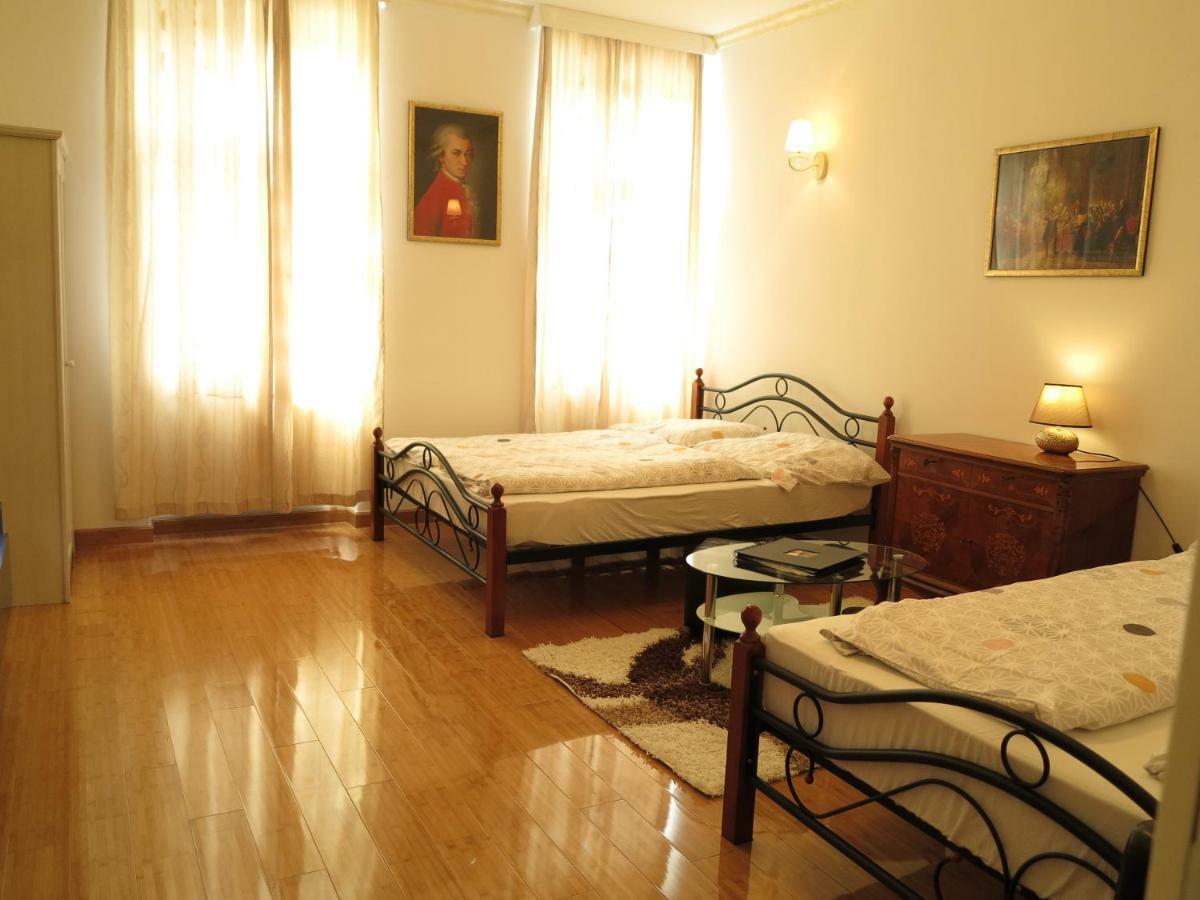Small Luxury Kapitol Apartment