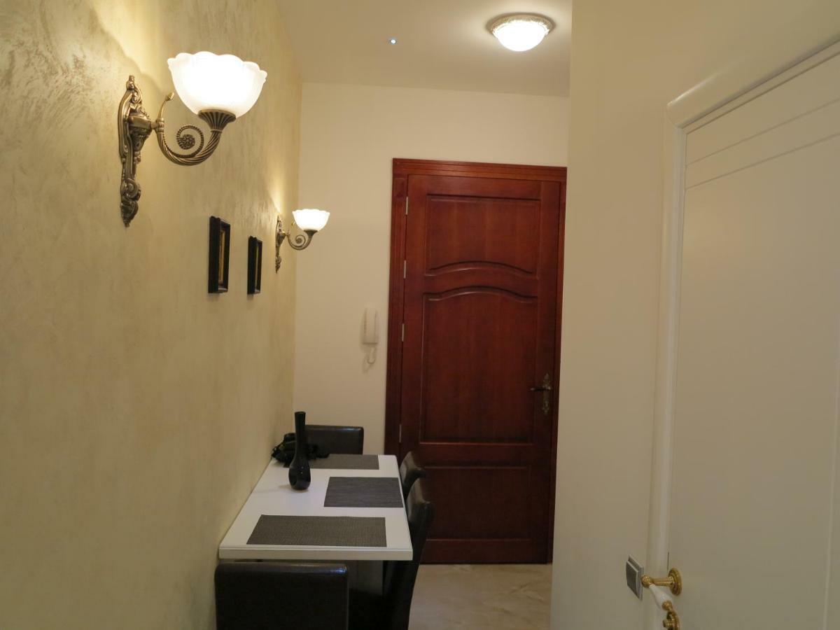 Apartment Small Luxury Kapitol Vienna