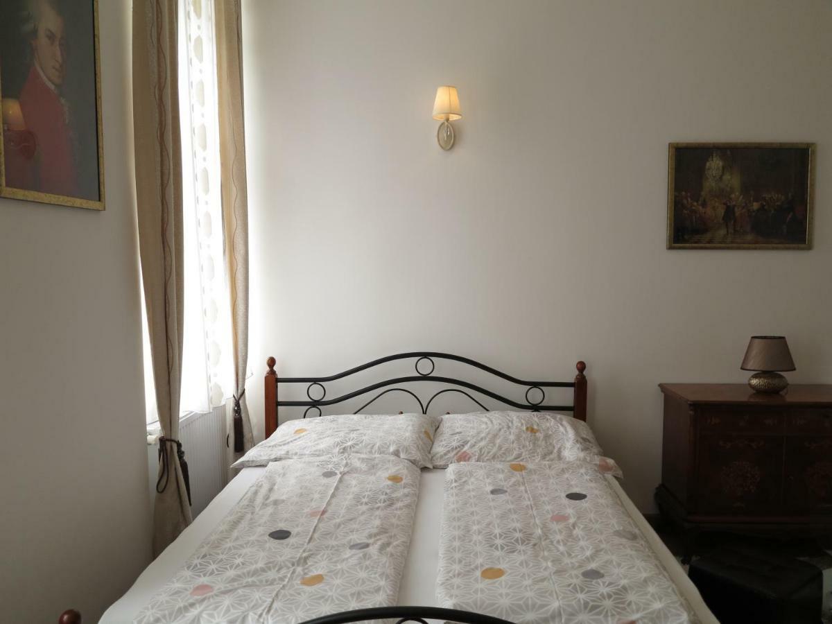 Apartment Small Luxury Kapitol Vienna