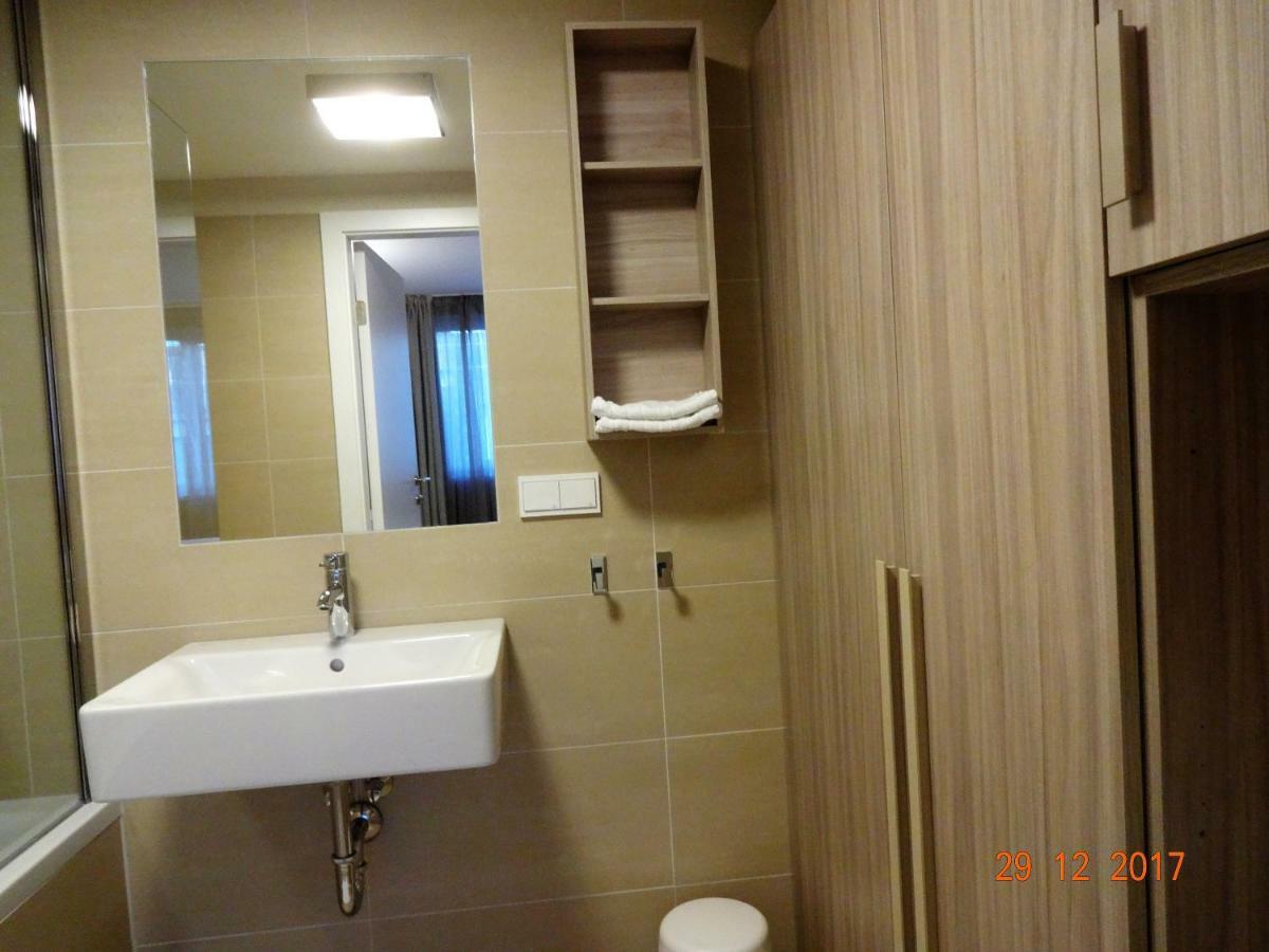 Top Location Mariahilf 46 * Wien