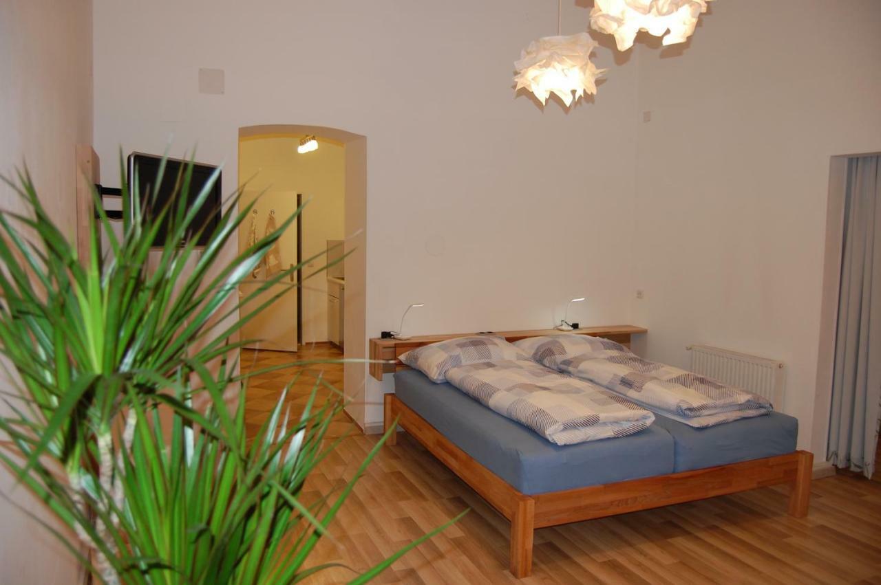Wiener Apartment *