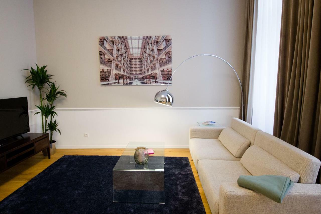 Apartment Urania - Mai's