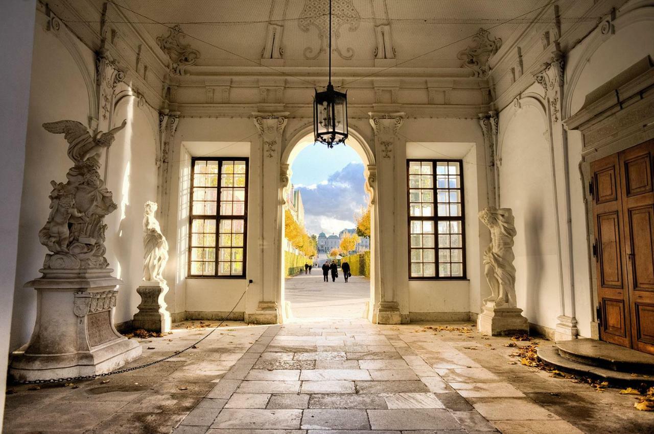 Edda's. City Vienna. * Vienna