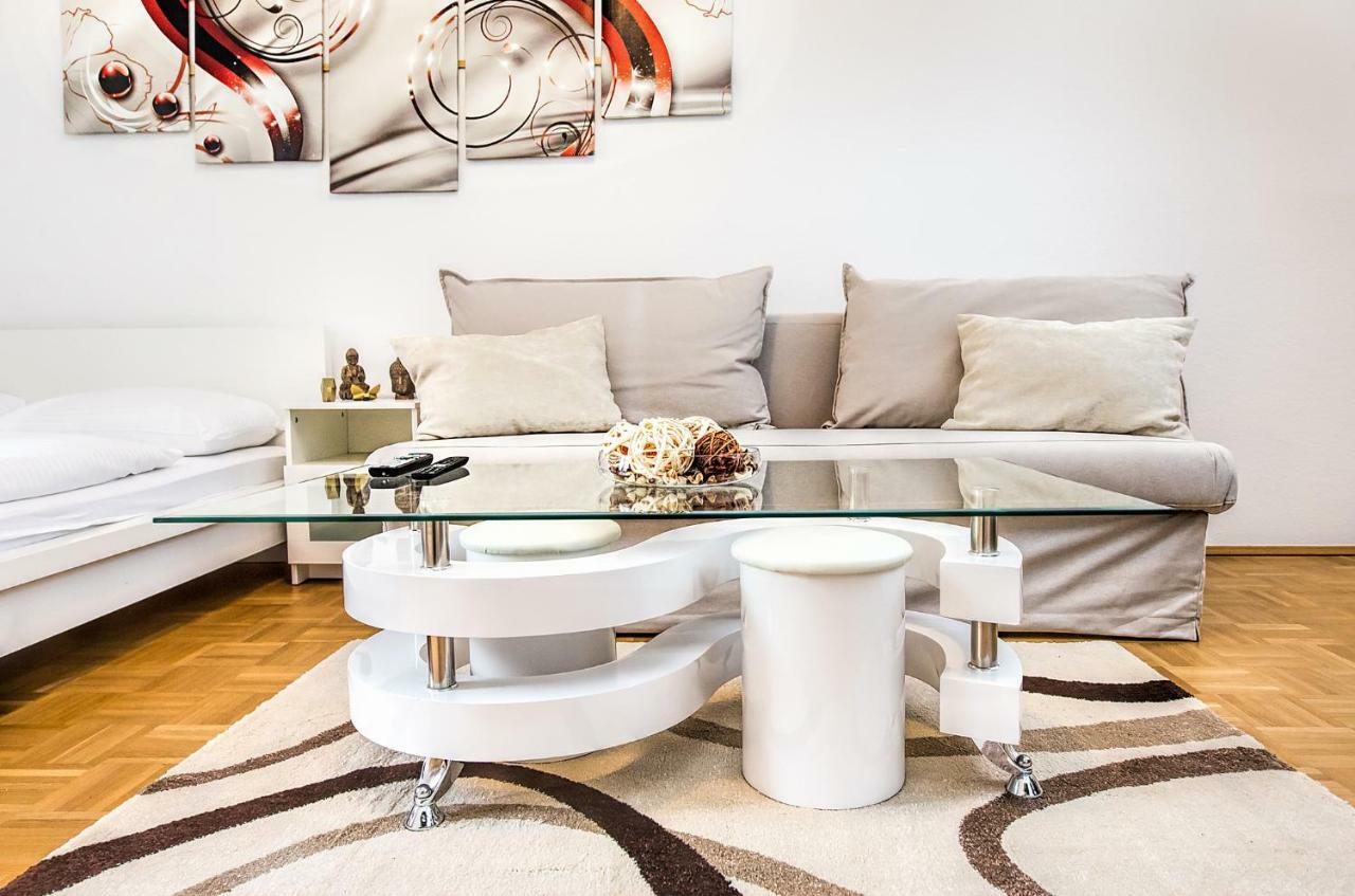 Apartment Marc-aurel-straße *