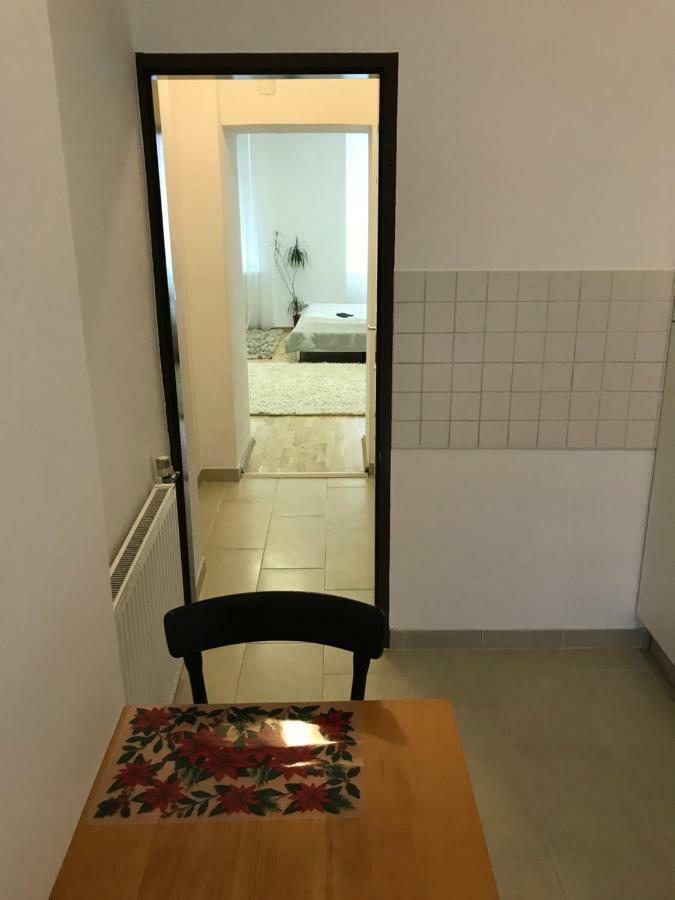Fima 1020 Apartment