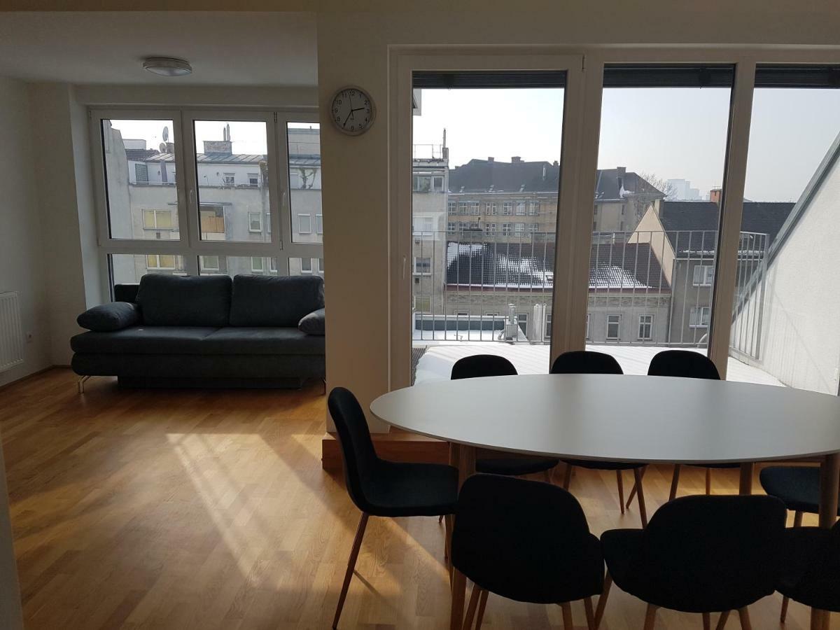 4 Beds And - Contactless Check-in Apartamento *