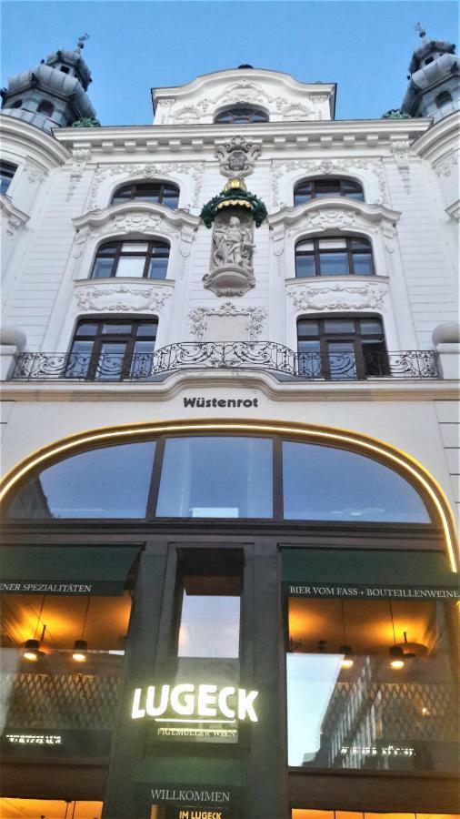 At St. Stephan Apartment Vienna