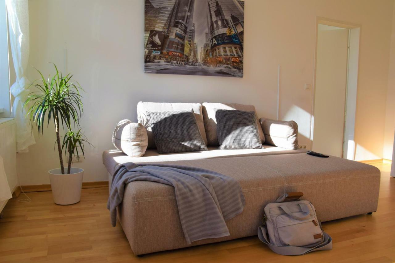 Belvedere Apartment Vienna