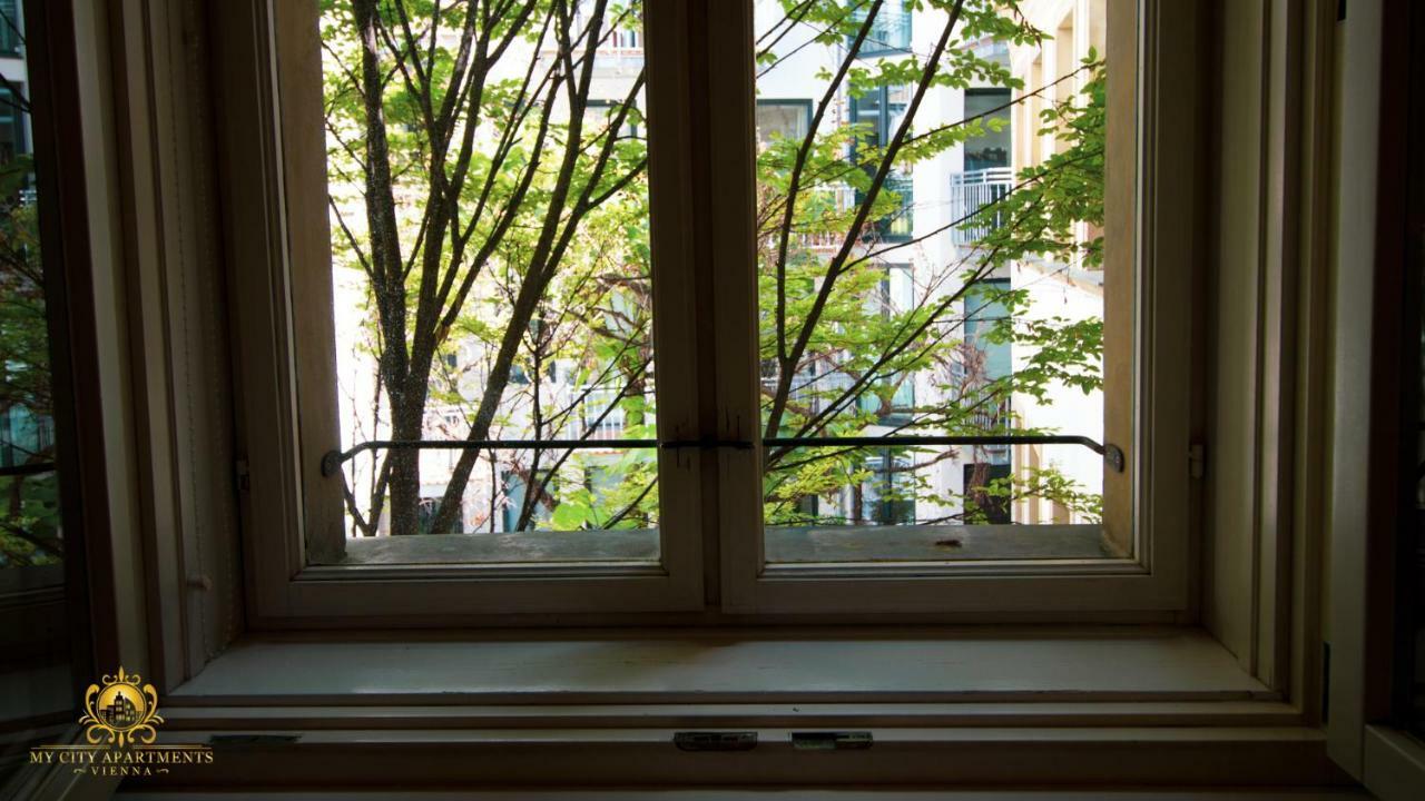 My City - Prime Location In Apartment