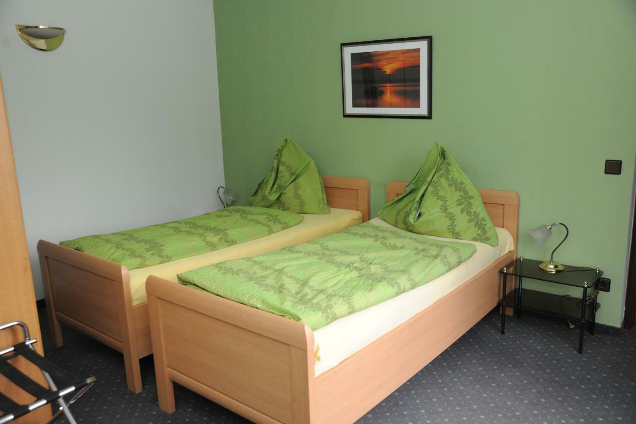 Bed & Breakfast Erlaa 4*
