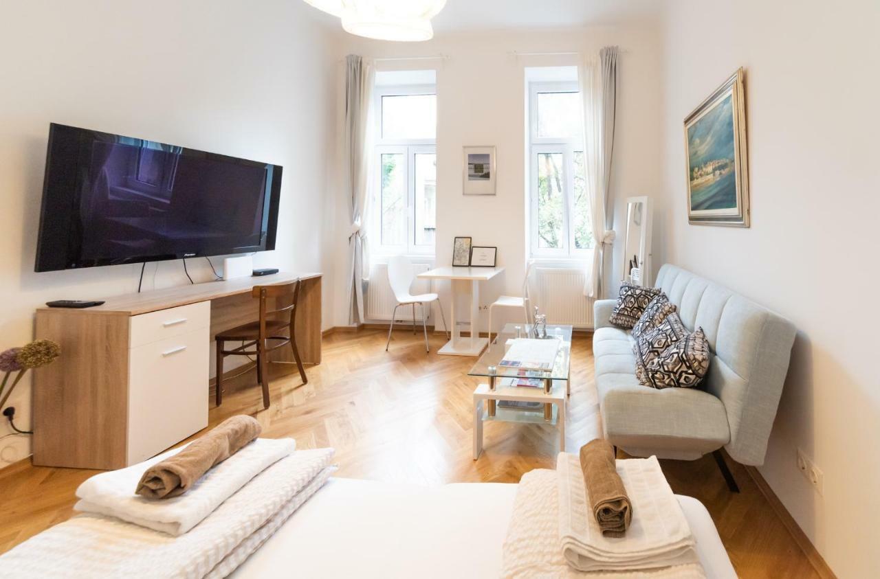 Prater Studio Next Fair, Un, Wu And City Center Appartamento *