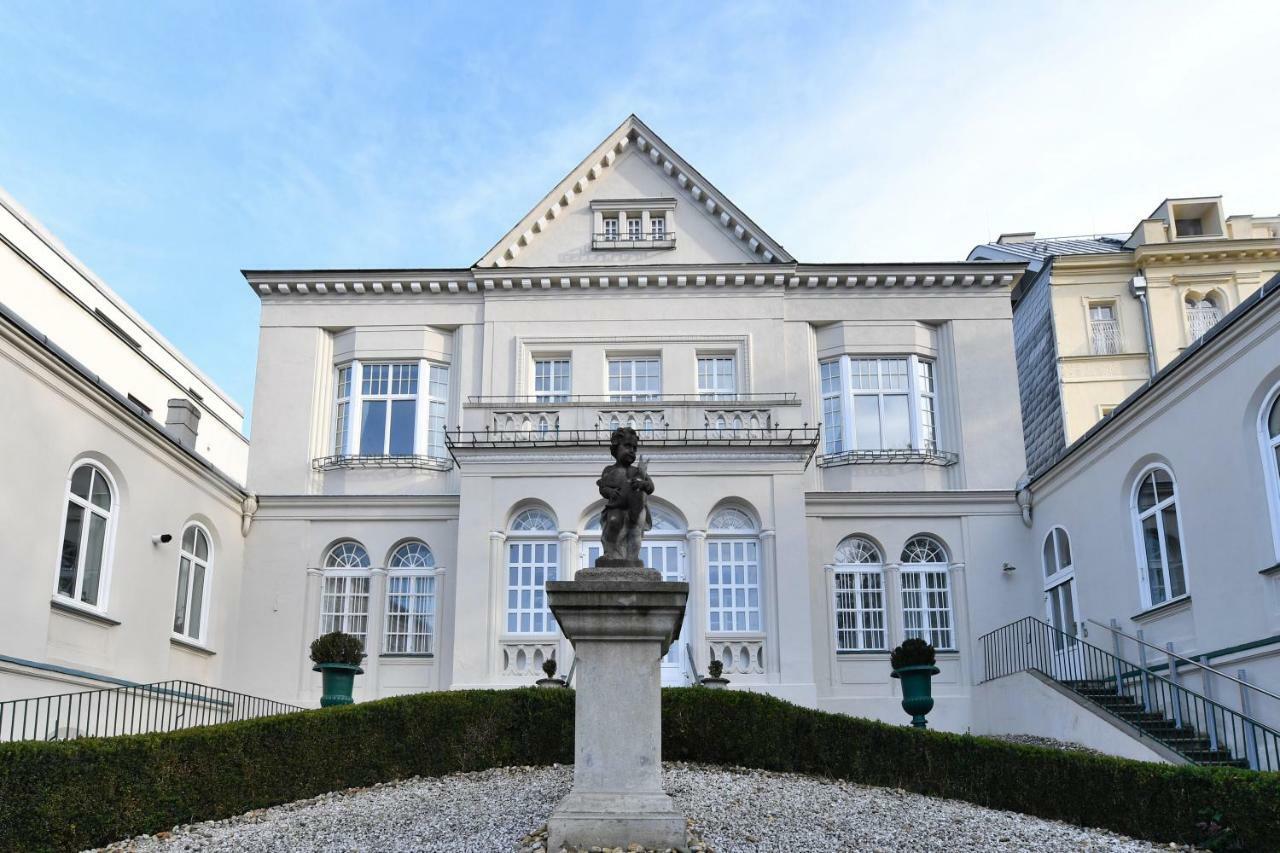 Apartment Demel