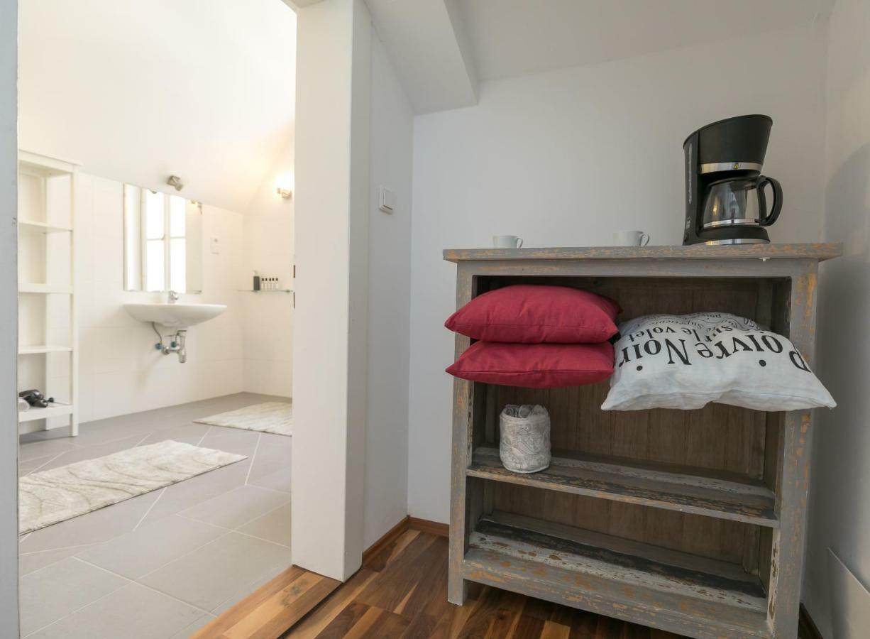 Apartment Demel