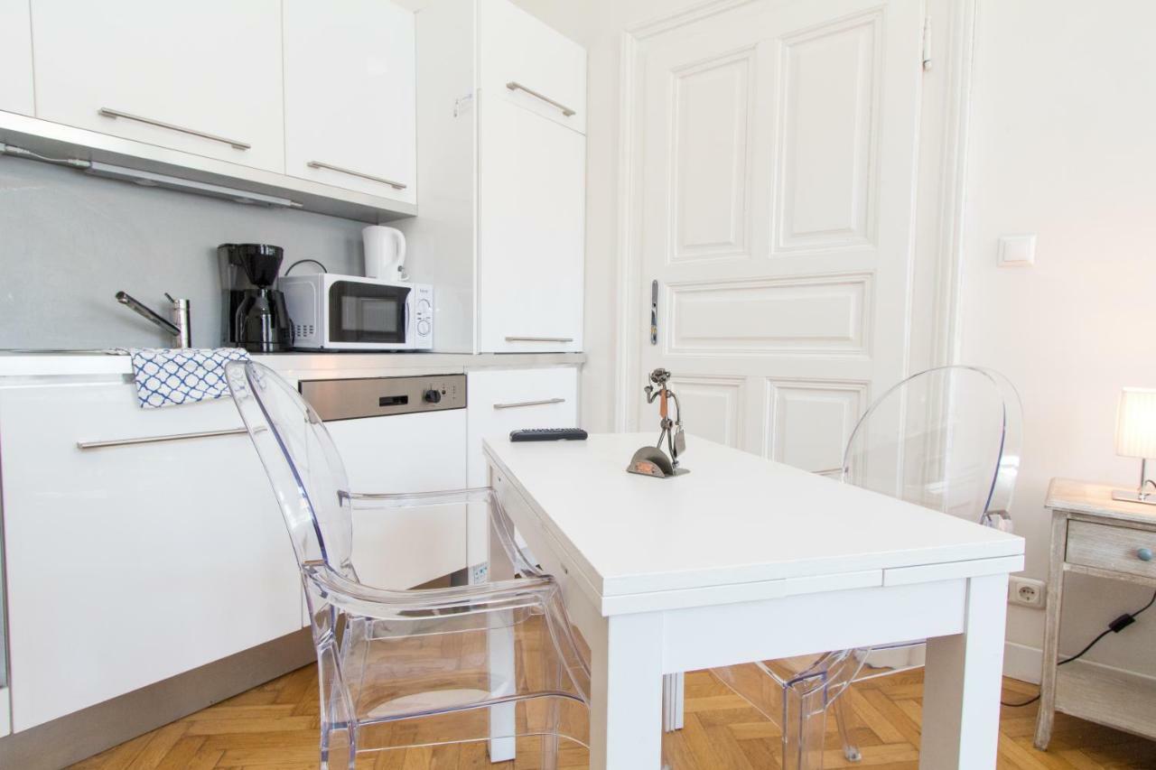 Design I Contactless Check-in Apartment Vienna